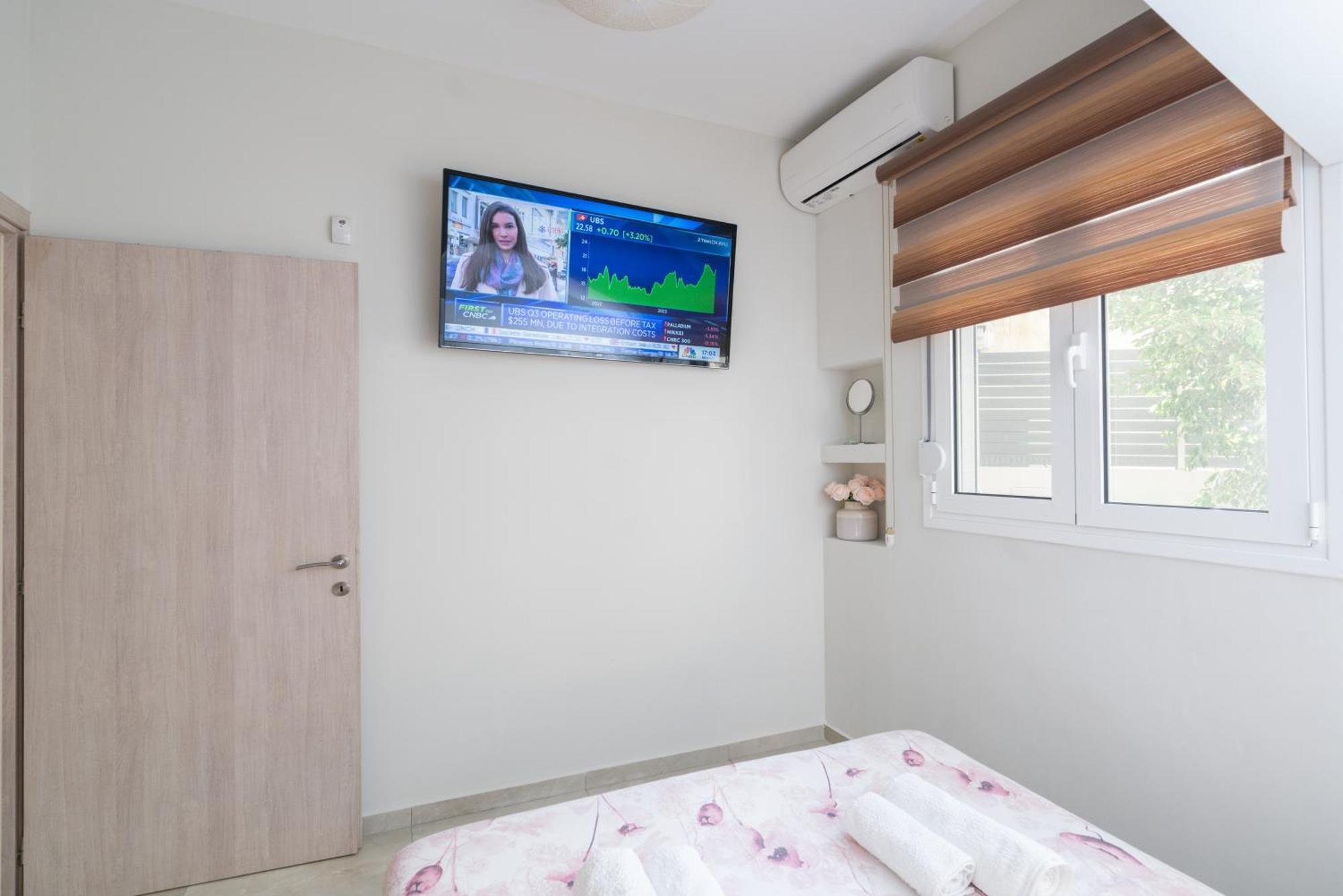 Neon Apartment, Modern, High Quality, Central Apt, Heraklion City Экстерьер фото